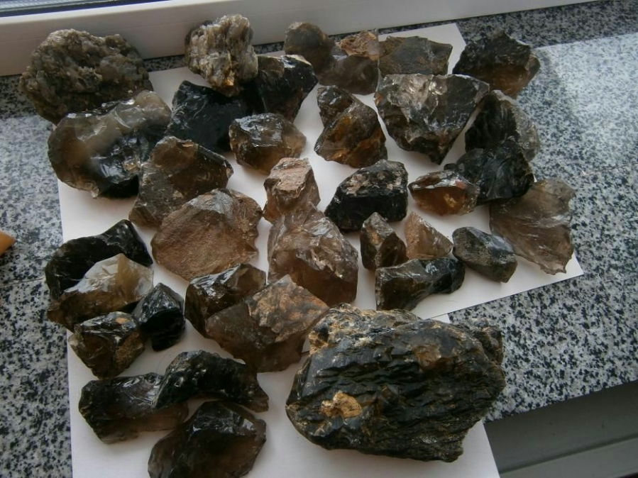 Продам Дымчатый Кварц и Морион: 12 000 $ • Объявления • Mineral Catalog